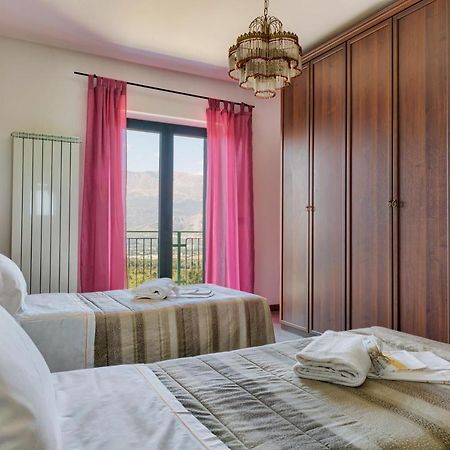 Agriturismo Statale 17 Poggio Picenze Eksteriør billede